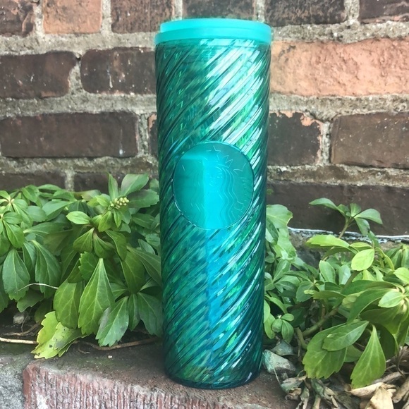 Starbucks New Green Swirl Textured Twist Tumbler Holiday 2022 Gift Grande - Picture 4 of 11